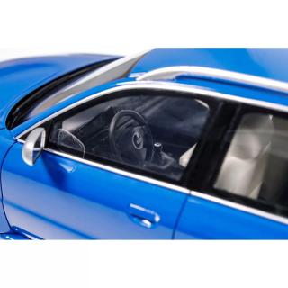 AUDI RS 4 (B5) NOGARO BLUE 2000 OttO mobile 1:18 Resinemodell (Türen, Motorhaube... nicht zu öffnen!)